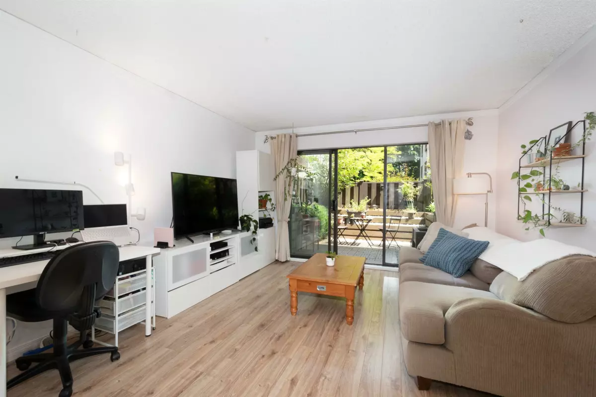 Walk-In Closet Photo of 8 385 Ginger Drive, New Westminster, BC