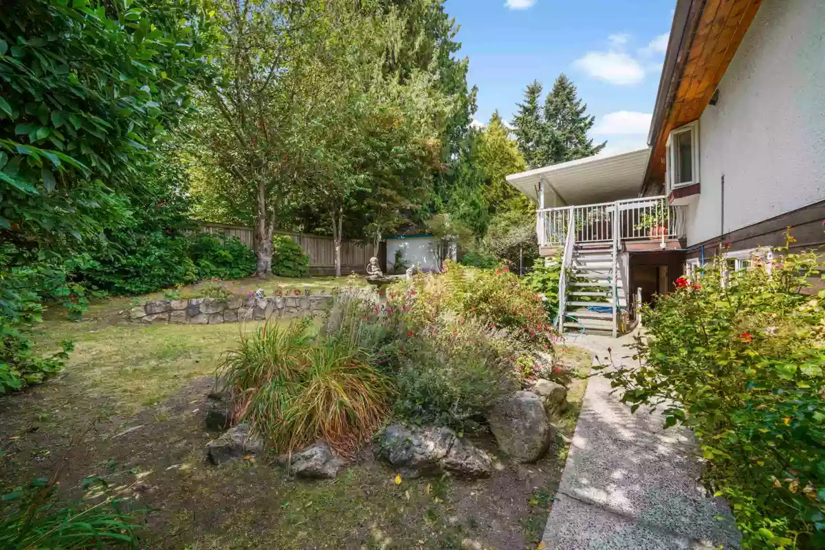 Garden / Landscaping Photo of 5174 Dennison Drive, Delta, BC