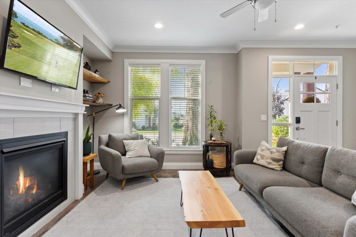 Dining Area Photo of 5408 Peach Road, Chilliwack, BC