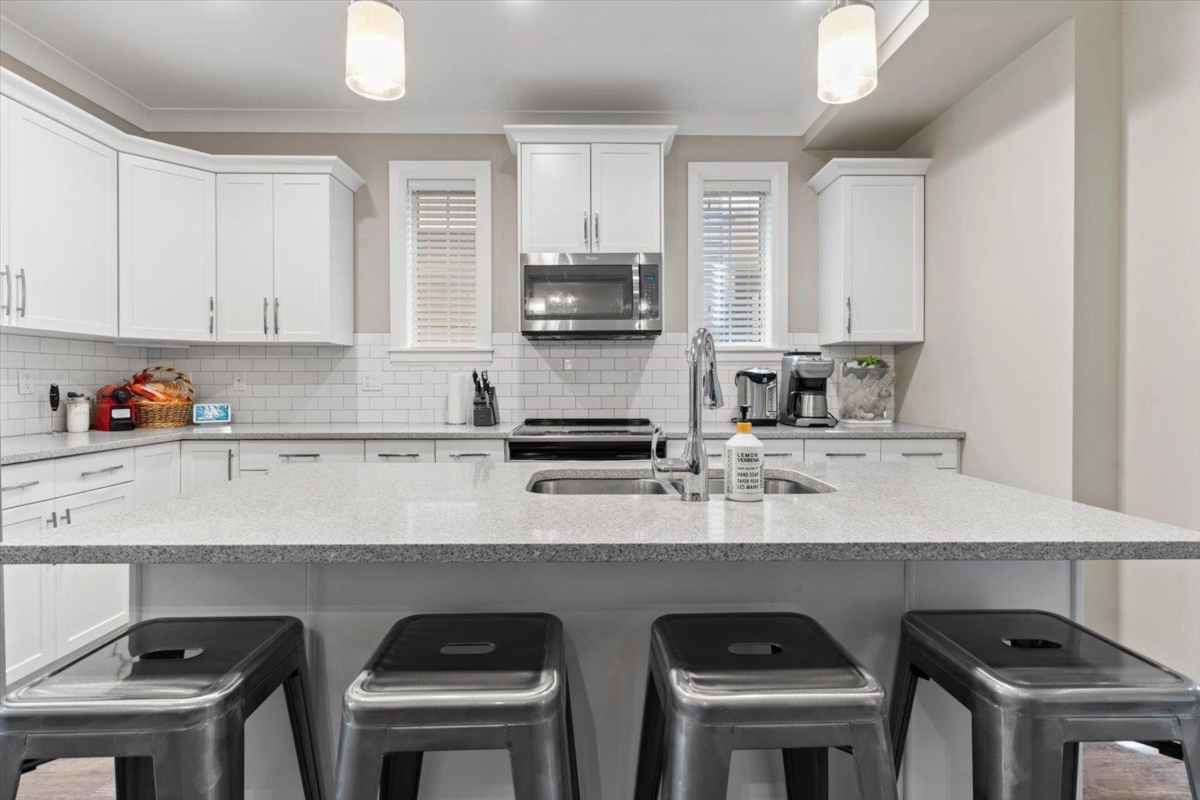 Primary Bathroom Photo of 5408 Peach Road, Chilliwack, BC