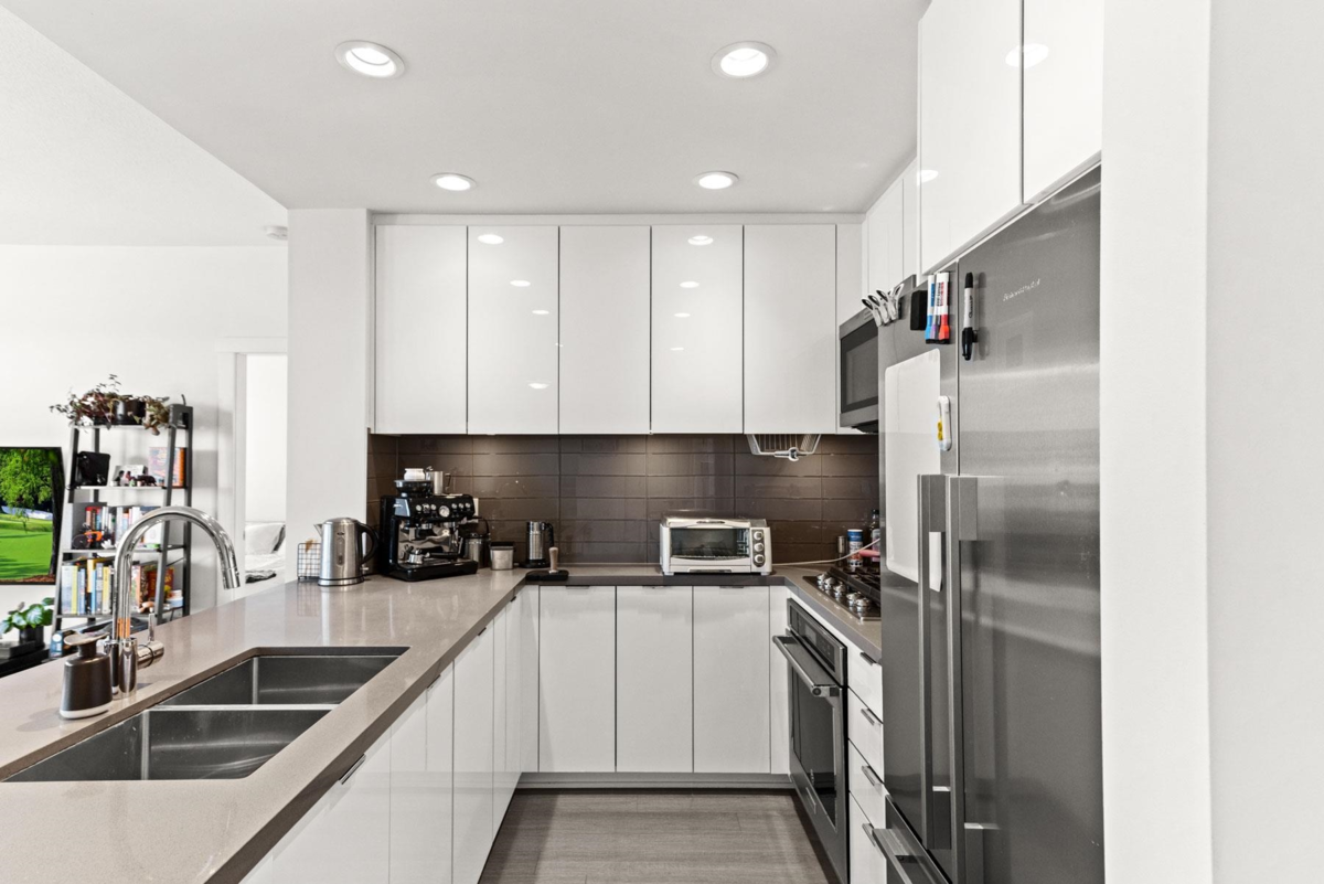 Kitchen Photo of 208 277 W 1st Street, North Vancouver, BC