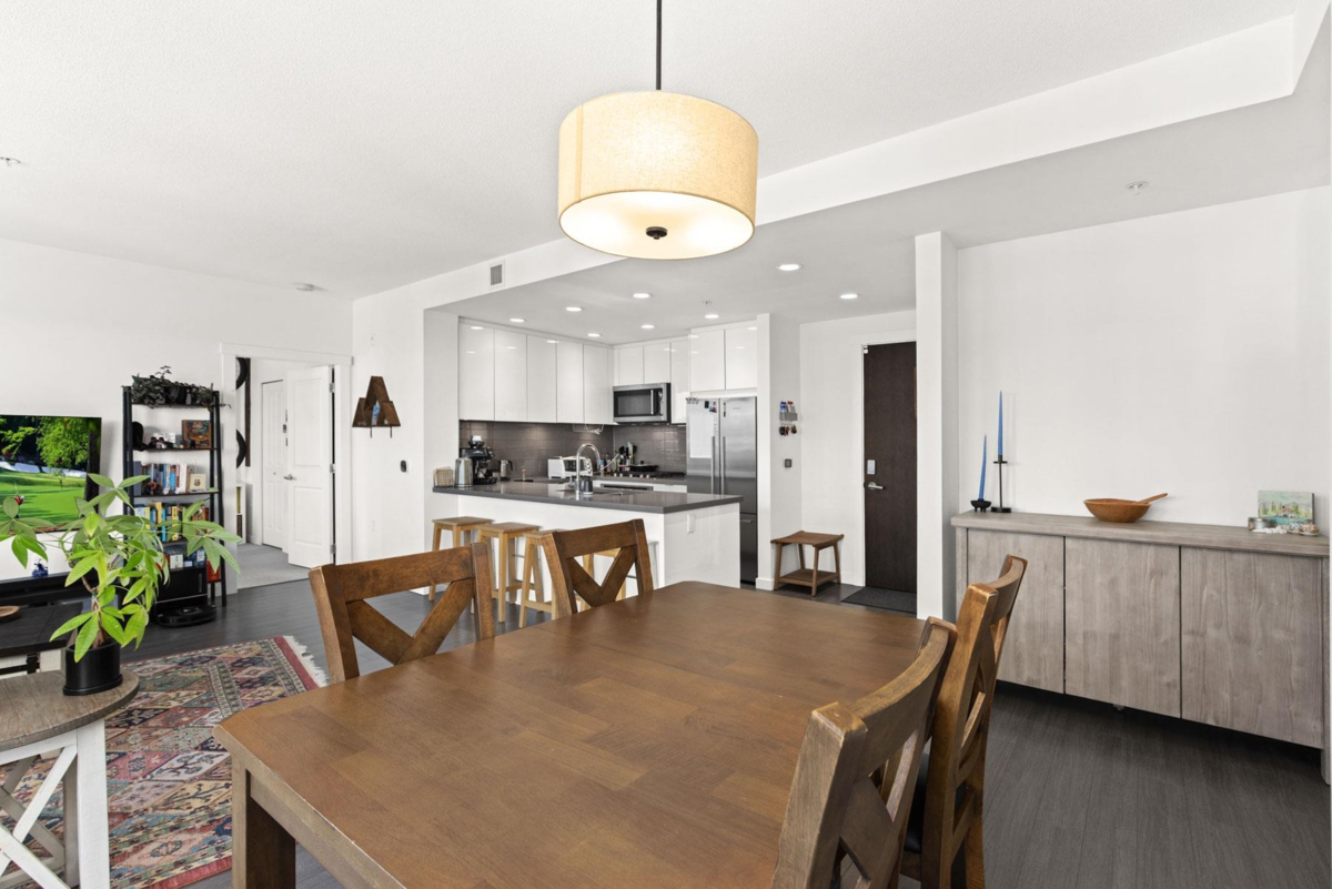 Primary Bathroom Photo of 208 277 W 1st Street, North Vancouver, BC