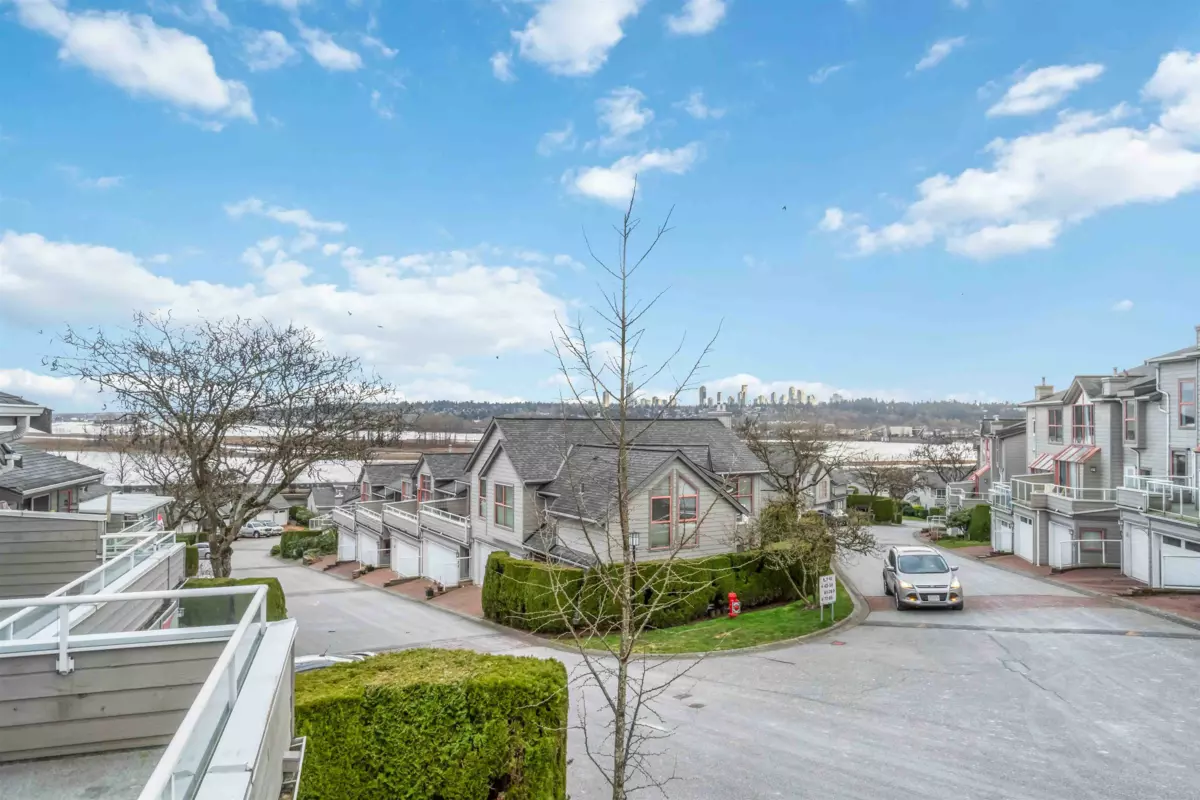 Front Yard Photo of 54 323 Governors Court, New Westminster, BC