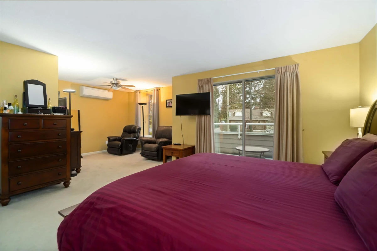 Guest Bathroom Photo of 54 323 Governors Court, New Westminster, BC