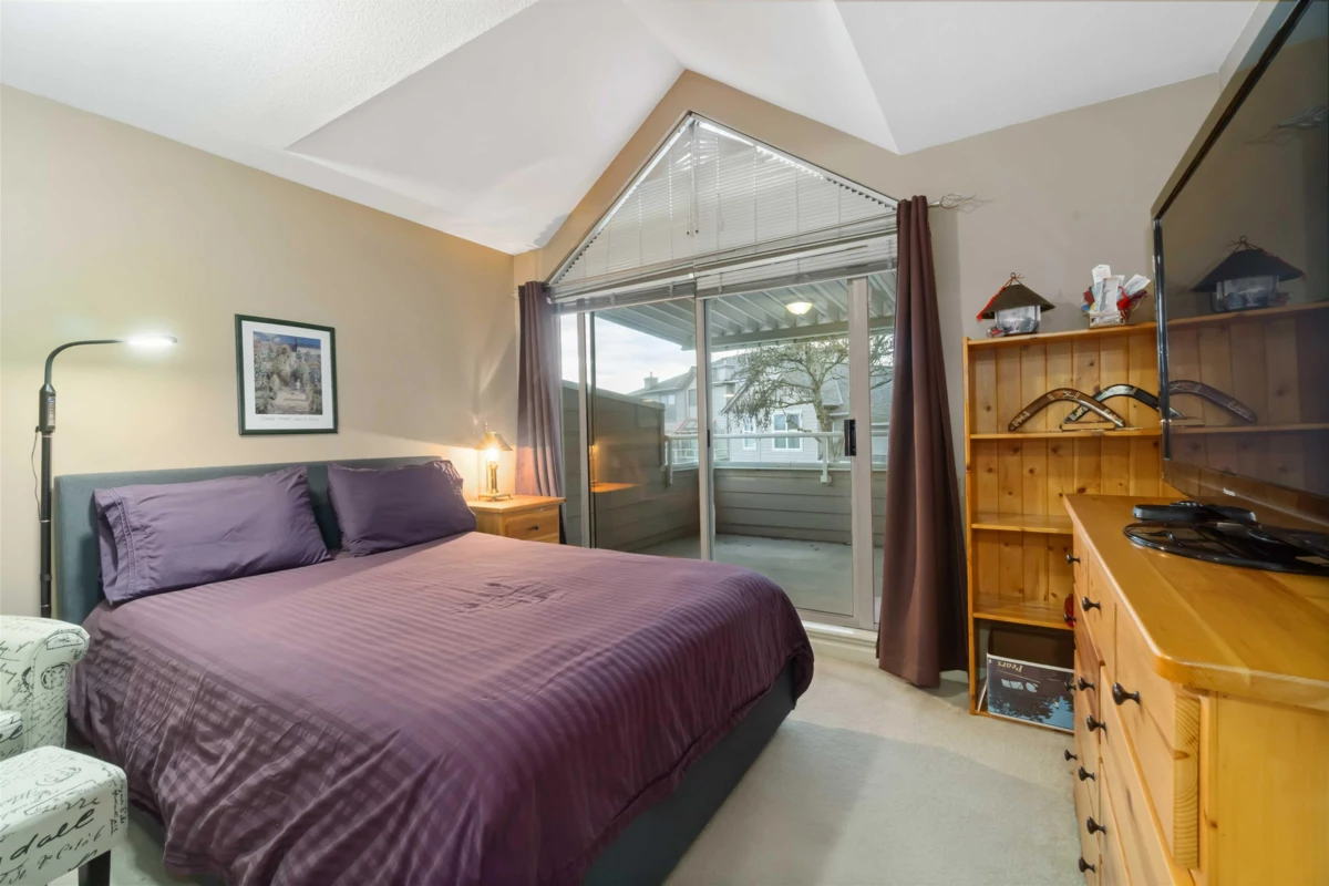 Hallway Photo of 54 323 Governors Court, New Westminster, BC