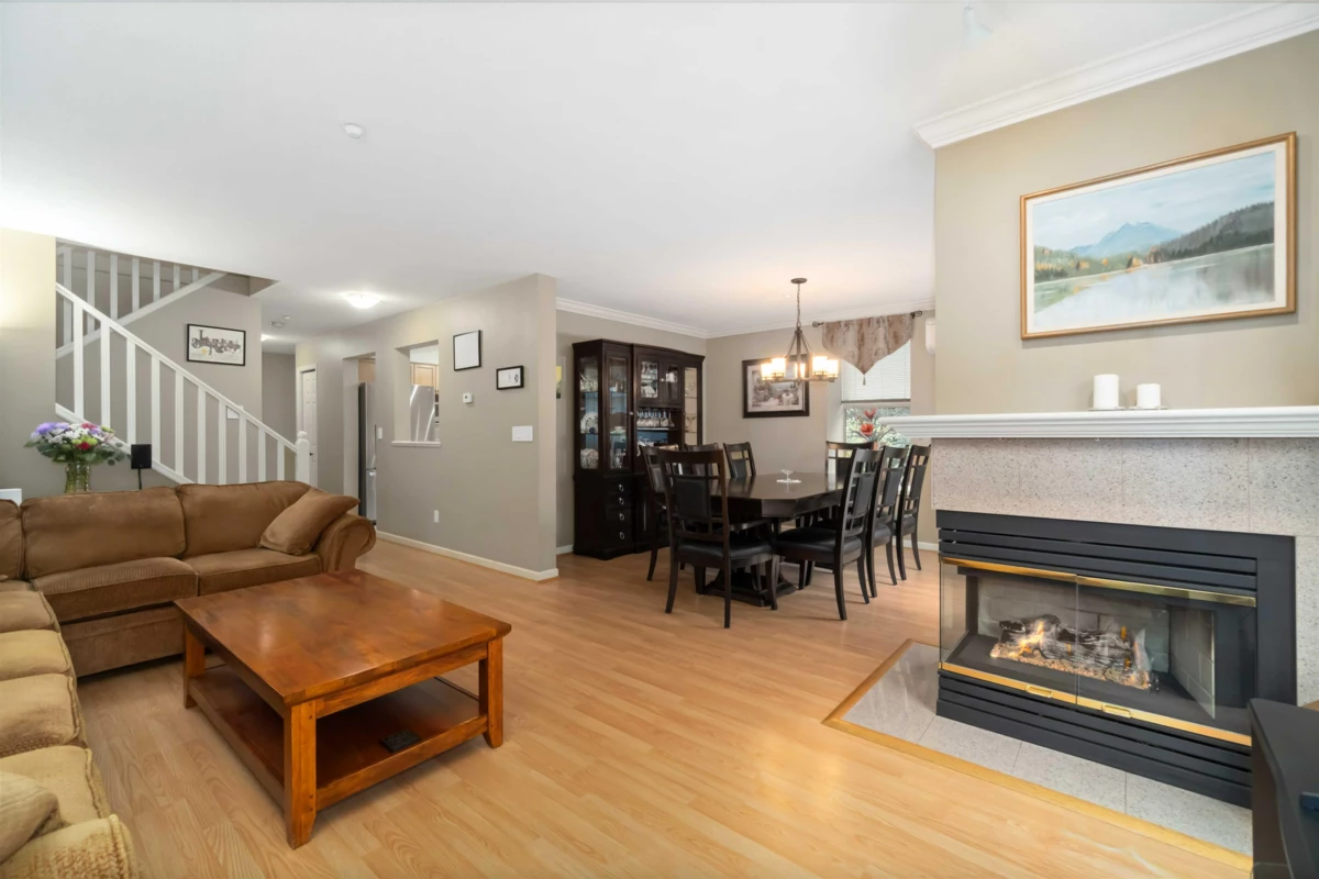 Kitchen Island Photo of 54 323 Governors Court, New Westminster, BC