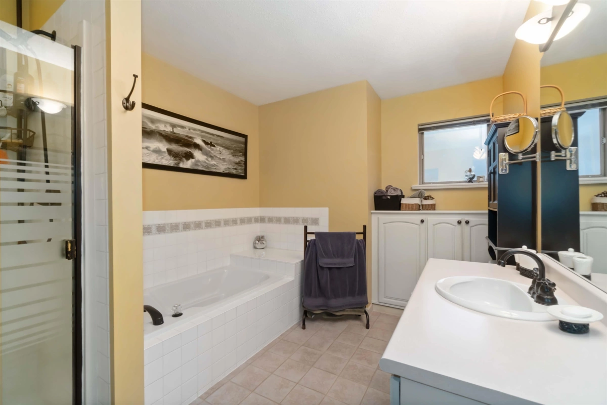 Laundry Room Photo of 54 323 Governors Court, New Westminster, BC