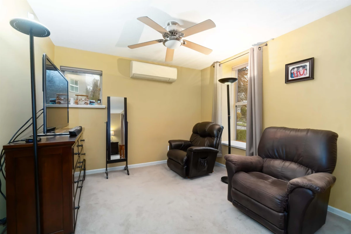 Powder Room Photo of 54 323 Governors Court, New Westminster, BC