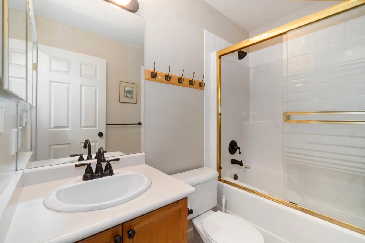 Staircase Photo of 54 323 Governors Court, New Westminster, BC