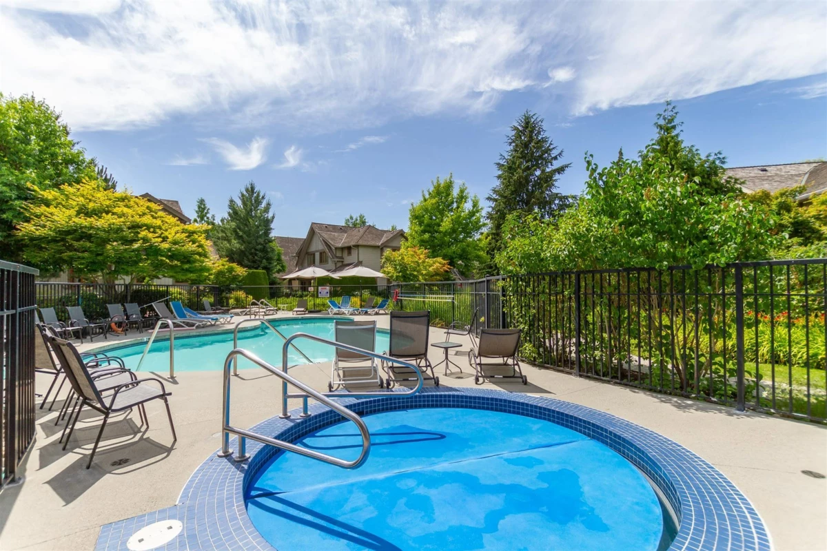 Basement Recreation Room Photo of 18 3122 160 Street, Surrey, BC