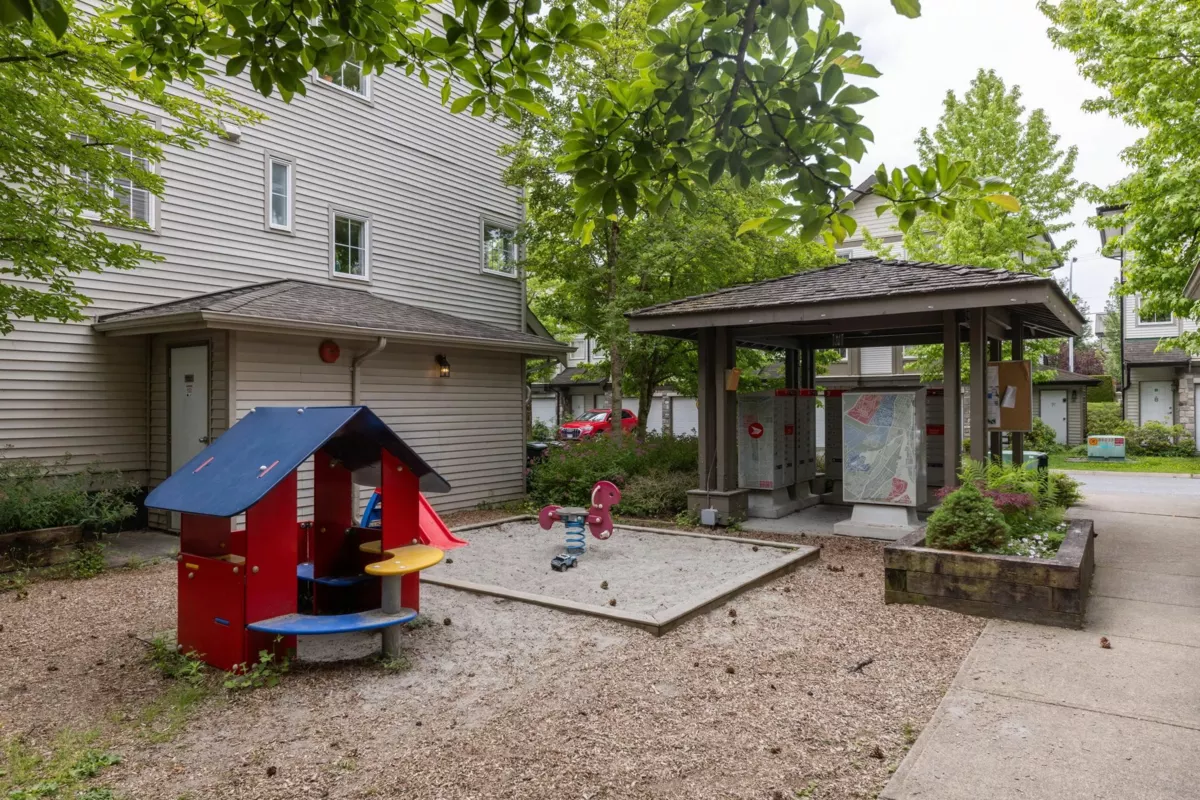 Backyard Photo of 39 14855 100 Avenue, Surrey, BC