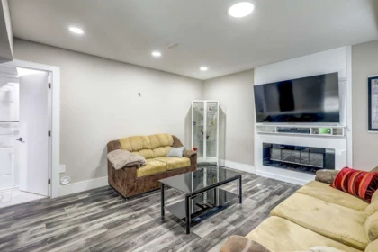 Laundry Room Photo of 11467 87 Avenue, Delta, BC