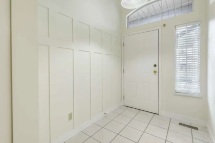 18589 62 Avenue, Surrey, BC, Surrey — Single Family Residence for sale