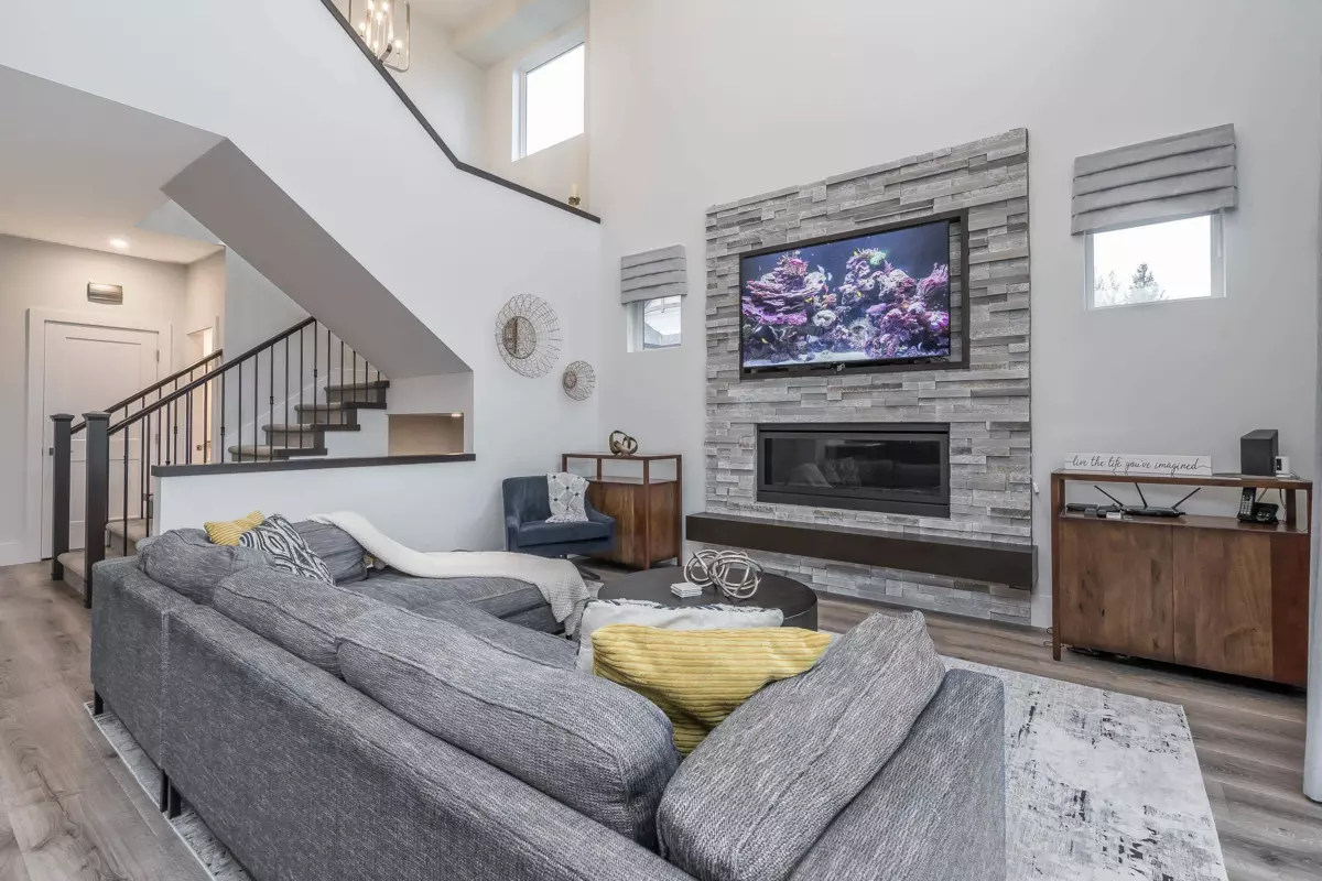 Dining Area Photo of 40 4295 Old Clayburn Road, Abbotsford, BC