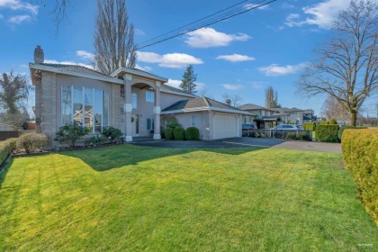 Fitness Center Photo Near 3620 Raymond Avenue, Richmond, BC