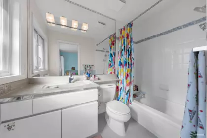 Hot Tub / Spa Photo of 3620 Raymond Avenue, Richmond, BC