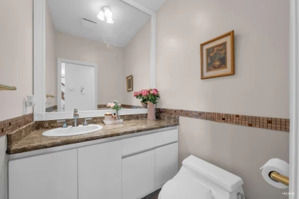 Mudroom Photo of 3620 Raymond Avenue, Richmond, BC