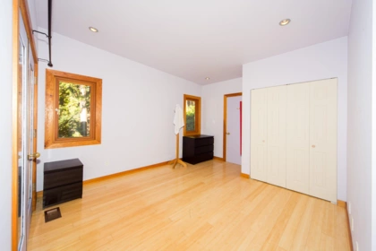 Entry Foyer Photo of 170 Highview Place, Lions Bay, BC