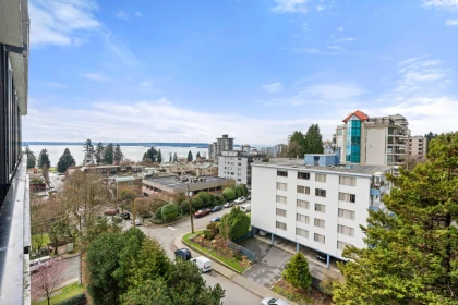 Street View Photo of 704 650 16th Street, West Vancouver, BC