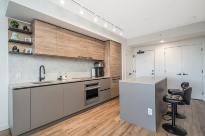 Kitchen Photo of 1301 13428 105 Avenue, Surrey, BC