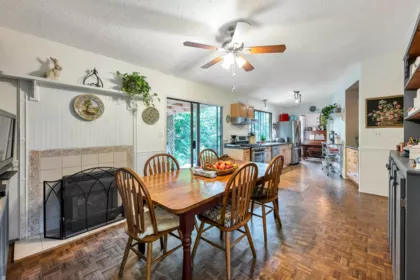 Breakfast Nook Photo of 17300 26 Avenue, Surrey, BC