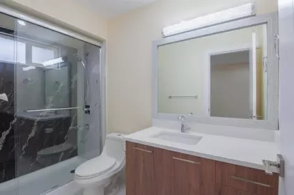 Guest Bathroom Photo of 20543 50a Avenue, Langley, BC