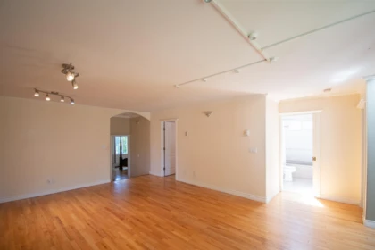 7546 12th Avenue, Burnaby, BC, Burnaby — Half Duplex for sale