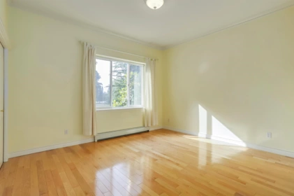 Pantry Photo of 7546 12th Avenue, Burnaby, BC