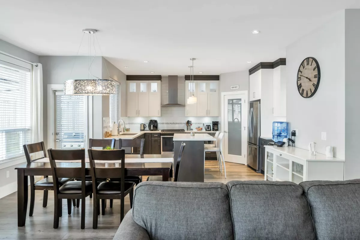 Dining Area Photo of 6046 145 Street, Surrey, BC