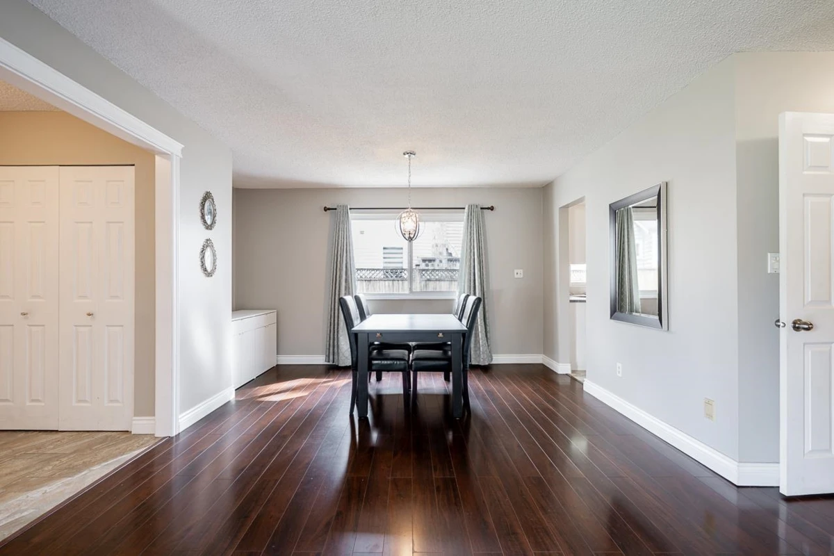 Dining Area Photo of 12946 66a Avenue, Surrey, BC