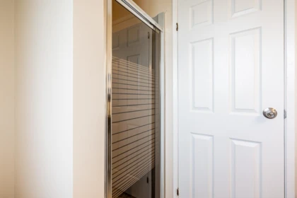 Basement Recreation Room Photo of 12946 66a Avenue, Surrey, BC