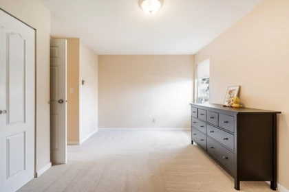 Hallway Photo of 12946 66a Avenue, Surrey, BC