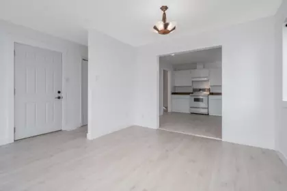 Walk-In Closet Photo of 3363 271a Street, Langley, BC