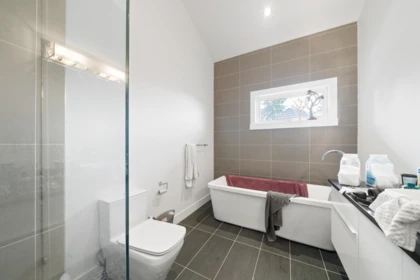 Guest Bathroom Photo of 116 Deerview Lane, Anmore, BC
