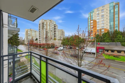 Backyard Photo of 307 6180 Cooney Road, Richmond, BC