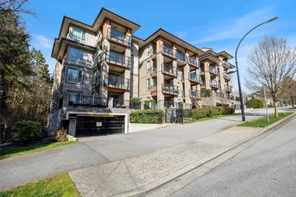 Fitness Center Photo Near 209 3399 Noel Drive, Burnaby, BC