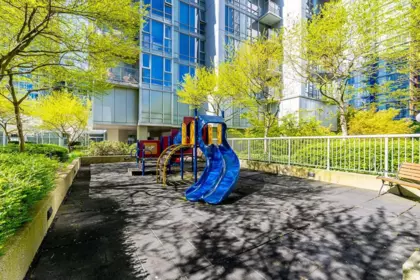 Aerial View of 2803 111 W Georgia Street, Vancouver, BC