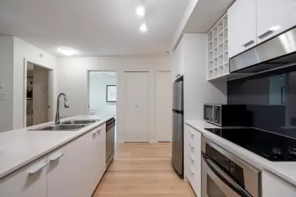 Kitchen Photo of 2803 111 W Georgia Street, Vancouver, BC