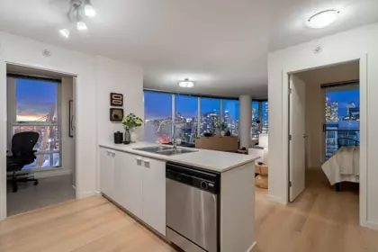 2803 111 W Georgia Street, Vancouver, BC, Vancouver — Apartment/Condo for sale