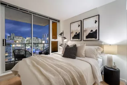 Powder Room Photo of 2803 111 W Georgia Street, Vancouver, BC