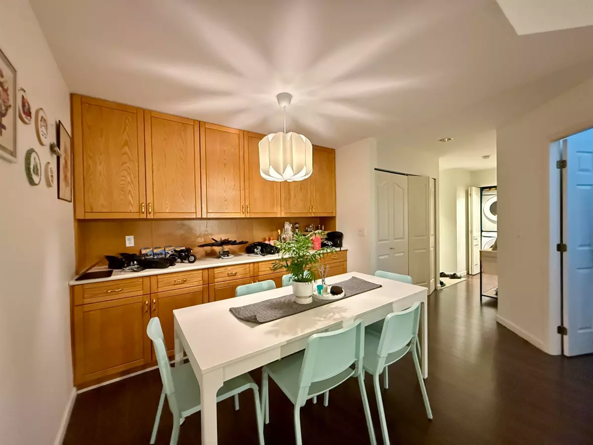 Dining Area Photo of 1806 6220 Mckay Avenue, Burnaby, BC
