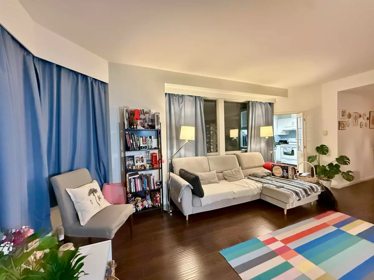 Family Room Photo of 1806 6220 Mckay Avenue, Burnaby, BC