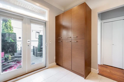 Powder Room Photo of 991 W 38th Avenue, Vancouver, BC