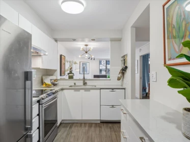 205 2438 Heather Street, Vancouver, BC, Vancouver — Apartment/Condo for sale
