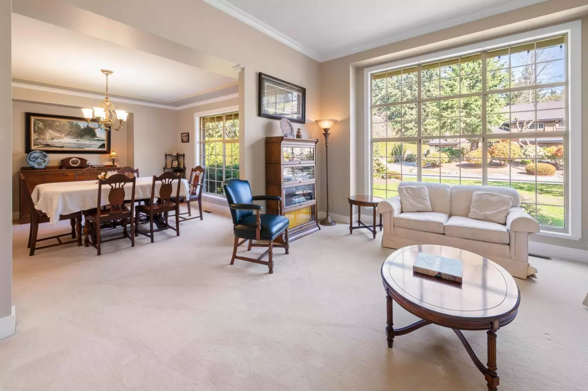 Family Room Photo of 12076 57 Avenue, Surrey, BC