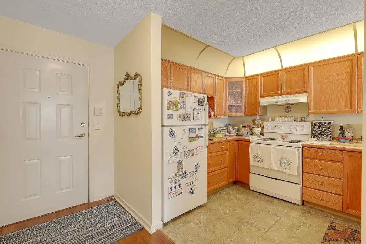 Family Room Photo of 307 70 Richmond Street, New Westminster, BC
