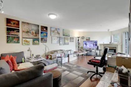 307 70 Richmond Street, New Westminster, BC, New Westminster — Apartment/Condo for sale