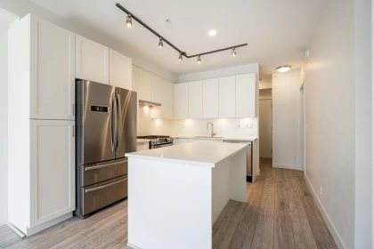 Kitchen Island Photo of 205 20673 78 Avenue, Langley, BC
