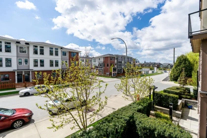 Outdoor Patio Photo of 205 20673 78 Avenue, Langley, BC