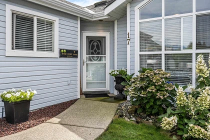 17 730 Mccombs Drive, Harrison Hot Springs, BC, Harrison Hot Springs — Townhouse for sale